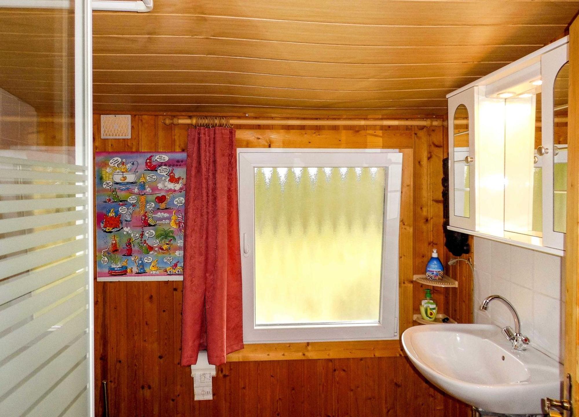 Bungalow Und Ferienwohnung Auf Ruegen Kluis Dış mekan fotoğraf