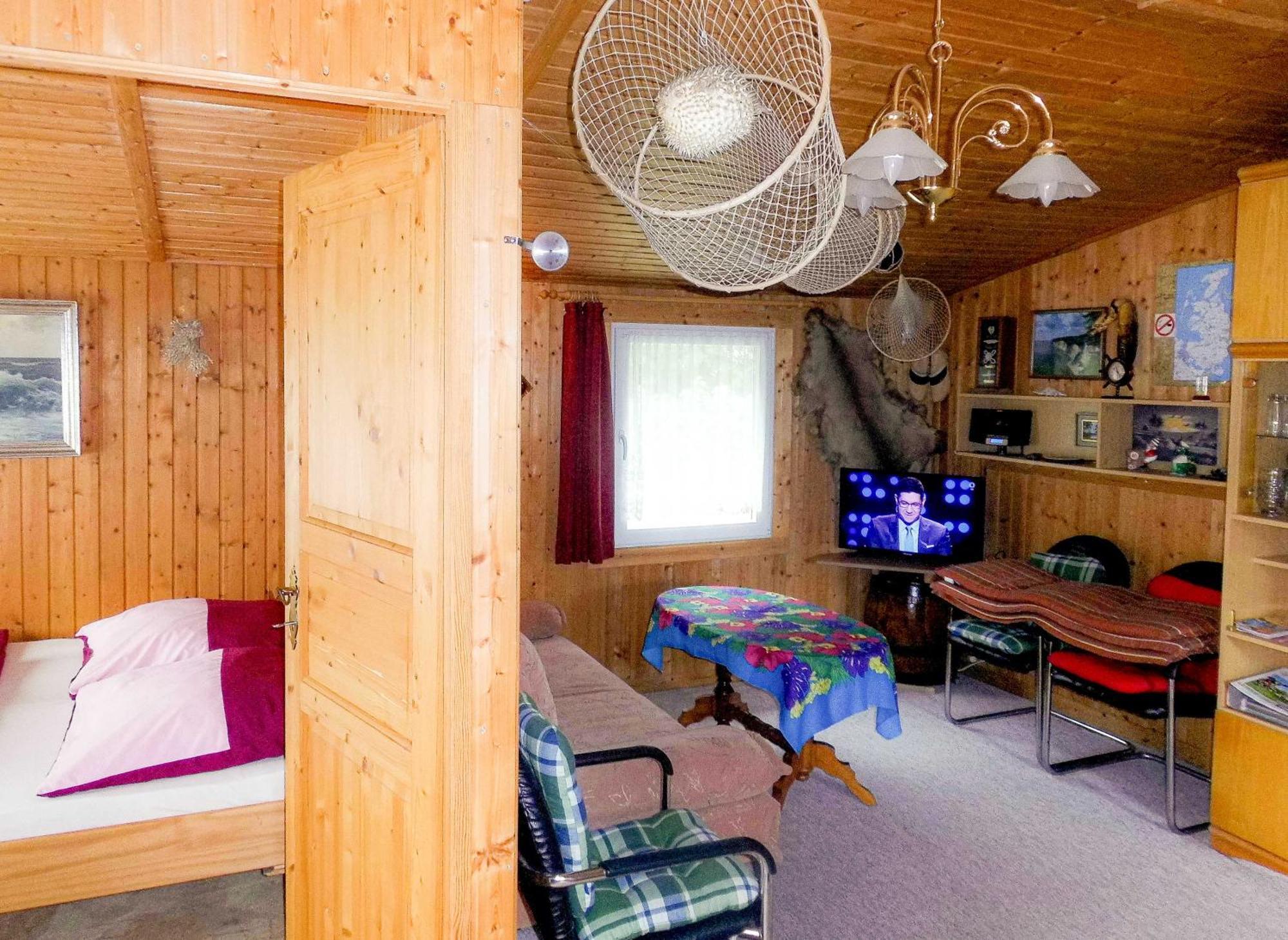 Bungalow Und Ferienwohnung Auf Ruegen Kluis Dış mekan fotoğraf